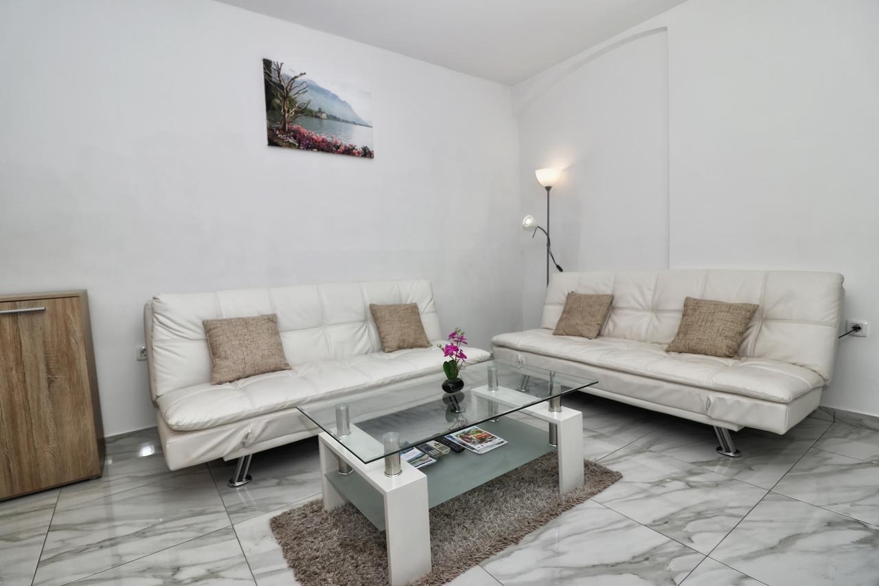 Apartments Amalia Rovinj Exterior foto